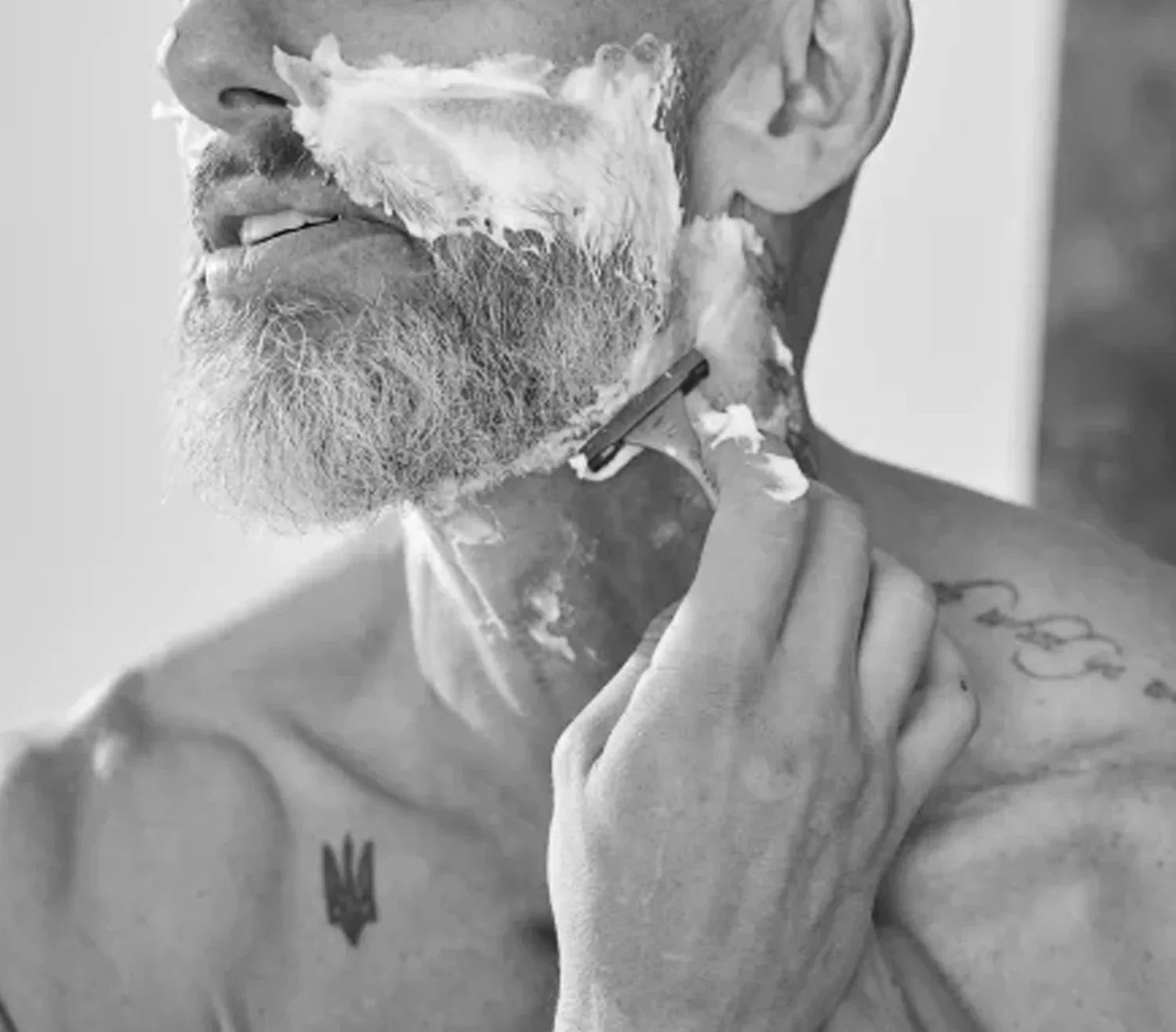 Shaving Without Razor Burn: 7 Pro Tips Every Man Should Know